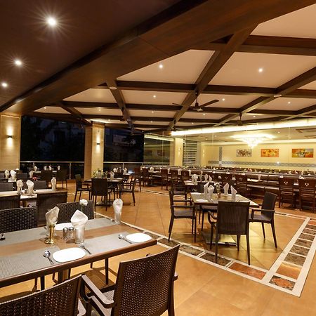 Hotel Ayodhya Kolhapur Eksteriør billede