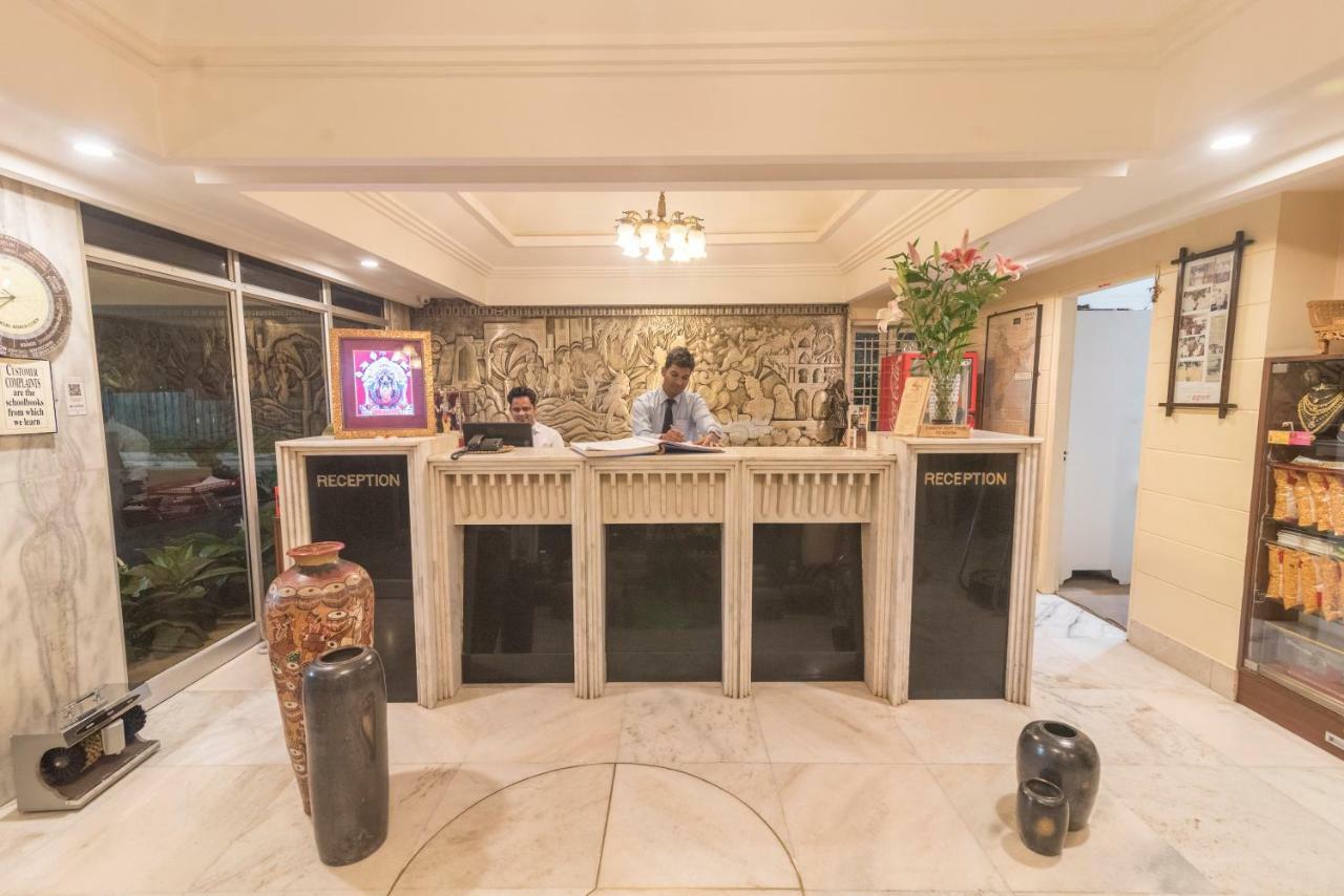 Hotel Ayodhya Kolhapur Eksteriør billede