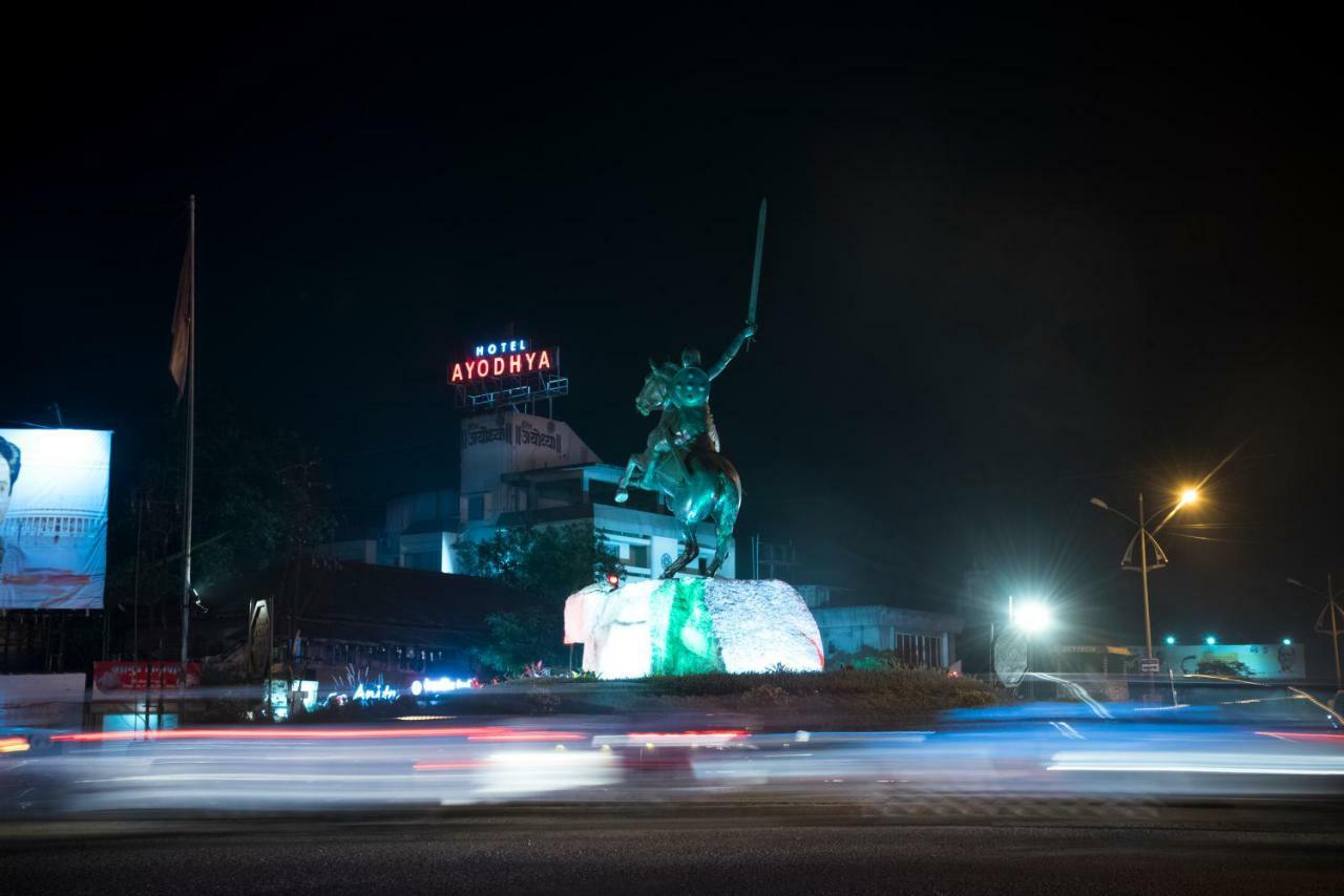 Hotel Ayodhya Kolhapur Eksteriør billede